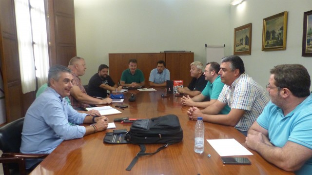Grezzi se reúne con sindicatos de EMT para transmitir un 