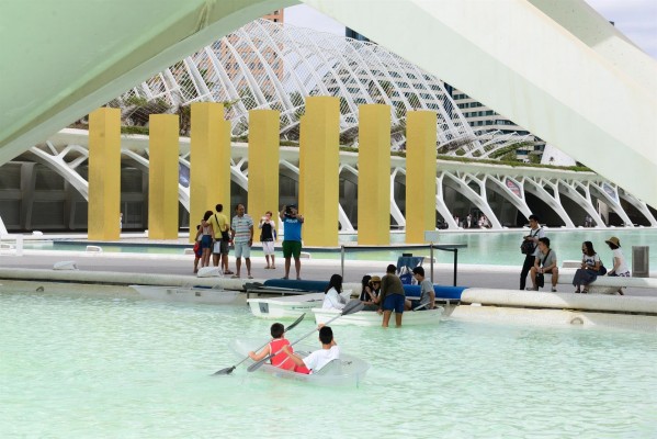 La Comunitat Valenciana lidera la subida de turistas internacionales en agosto, con un 8% más