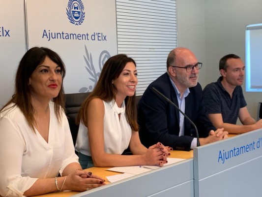 Elche y otros municipios de Alicante solicitan celeridad para el uso de medios aéreos contra los mosquitos