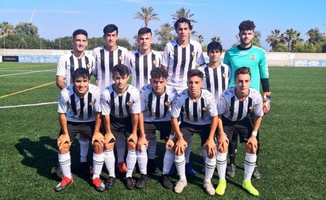 La cantera del Castellón sigue el camino de los mayores: el filial es líder y el juvenil A, tercero