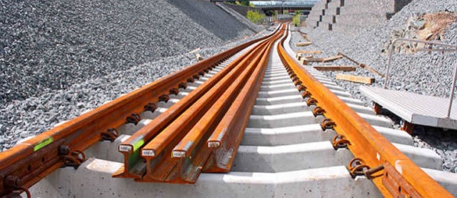 Adif licita la asistencia técnica de las obras del tramo Encina-València del Corredor