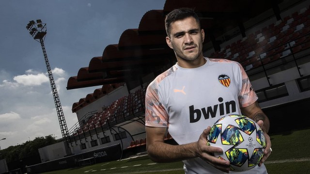 Maxi Gómez: “La afición nos apoya mucho, ojalá ante el AFC Ajax explote el estadio y luche con nosotros”