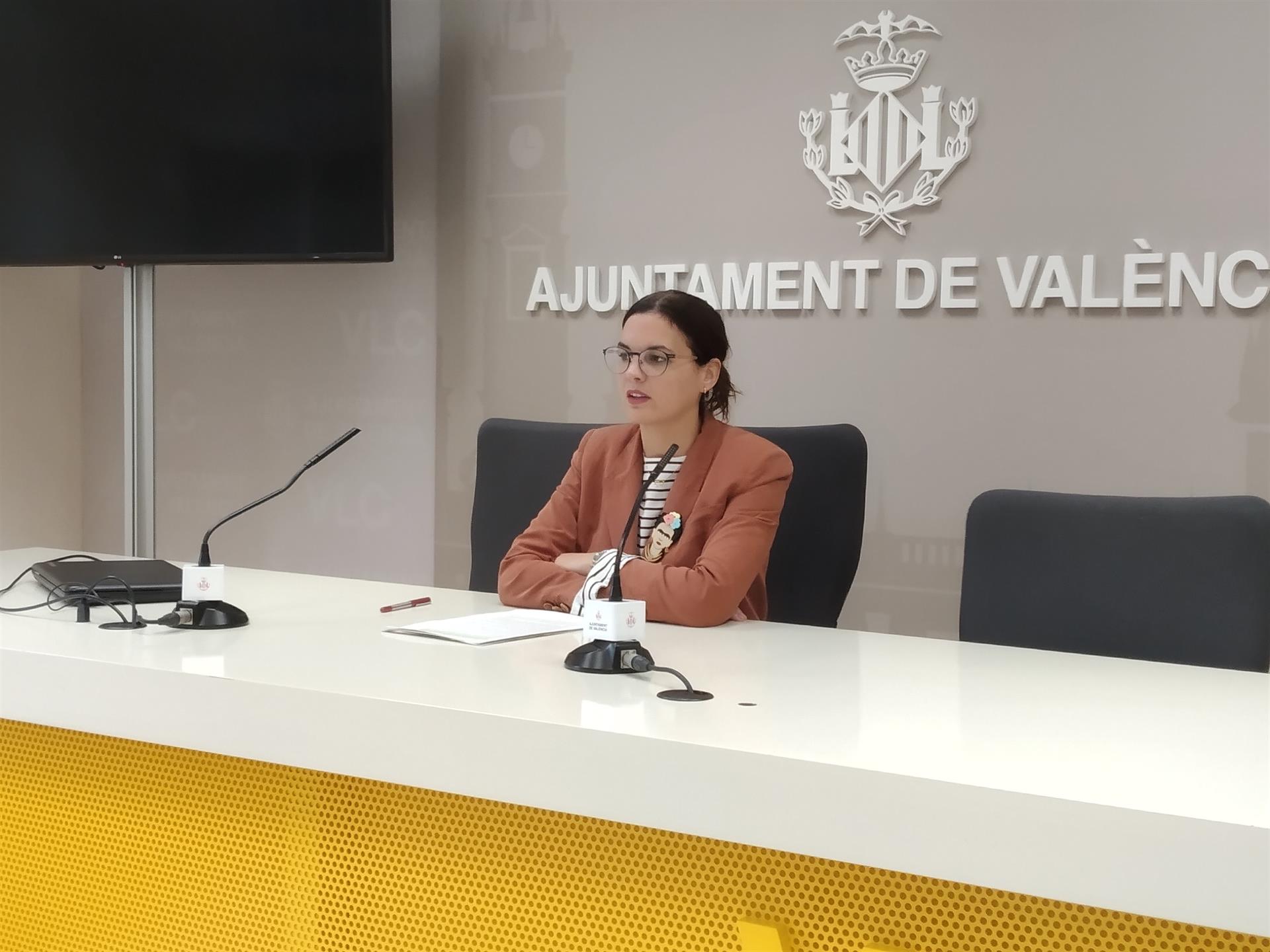 Sandra Gómez pide una comisión de investigación sobre el fraude de la EMT