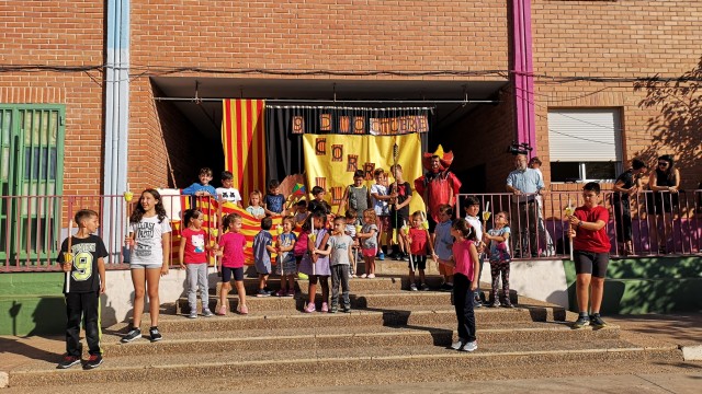 Els col·legis de la Vall d'Uixó reivindiquen l'ús del valencià amb 'El Correllengua 2019'