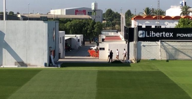 Garay sale al gimnasio junto a los titulares