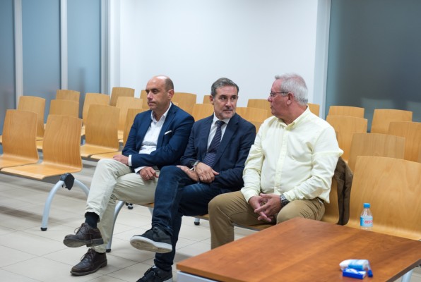 Juicio al 'caso Comercio': Echávarri se borra de los contratos; sus asesores niegan el fraccionamiento