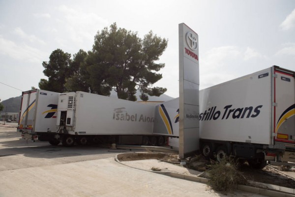 Economía destina casi 6 millones para contratar a 400 parados en zonas afectadas por la gota fría