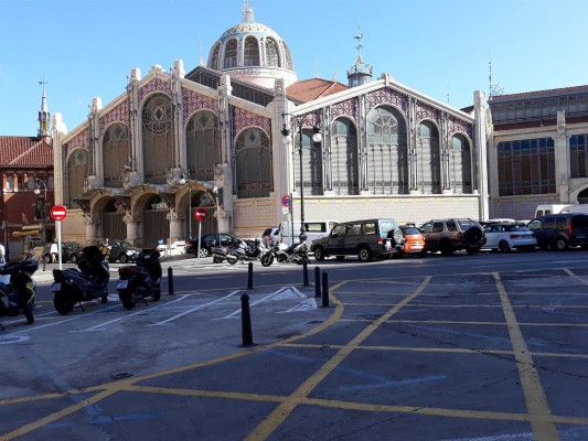 El TSJCV confirma la rescisión de la concesión de dos puestos de comida preparada del Mercado Central