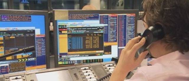 Pudo ser peor: el Ibex 35, que llegó a bajar más del 1%, perdió al final solo un 0,36%
