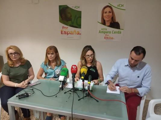 La portavoz de Vox en Elche denuncia una agresión de su exmarido y niega que sea violencia de género