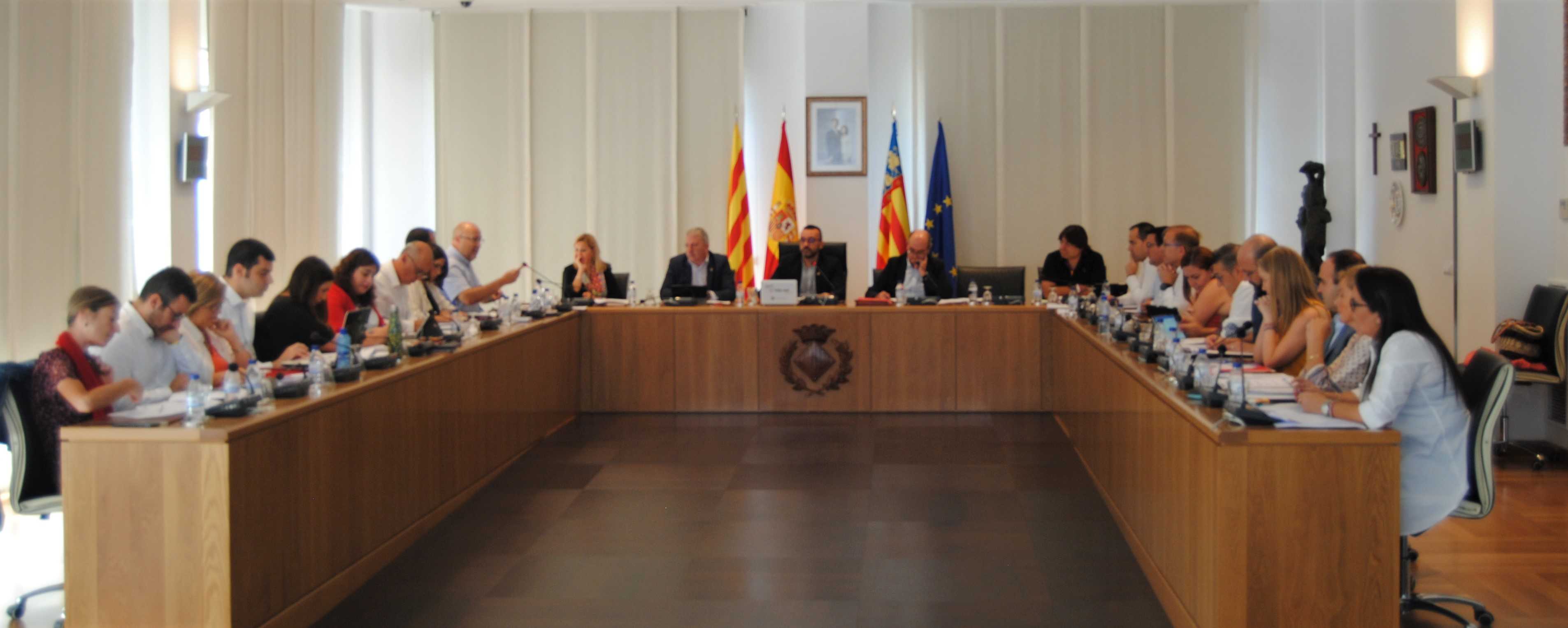 Vila-real se da un año para aprobar un Reglamento Orgánico que regule el Ayuntamiento
