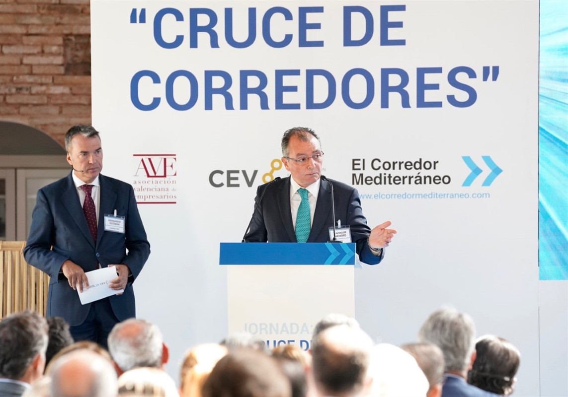 AVE y la CEV reivindican la conexión del Corredor Mediterráneo con el Cantábrico-Mediterráneo