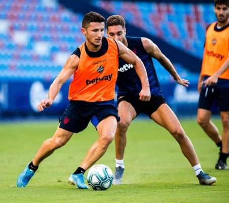 Bardhi sufre una lesión muscular y estará tres semanas de baja