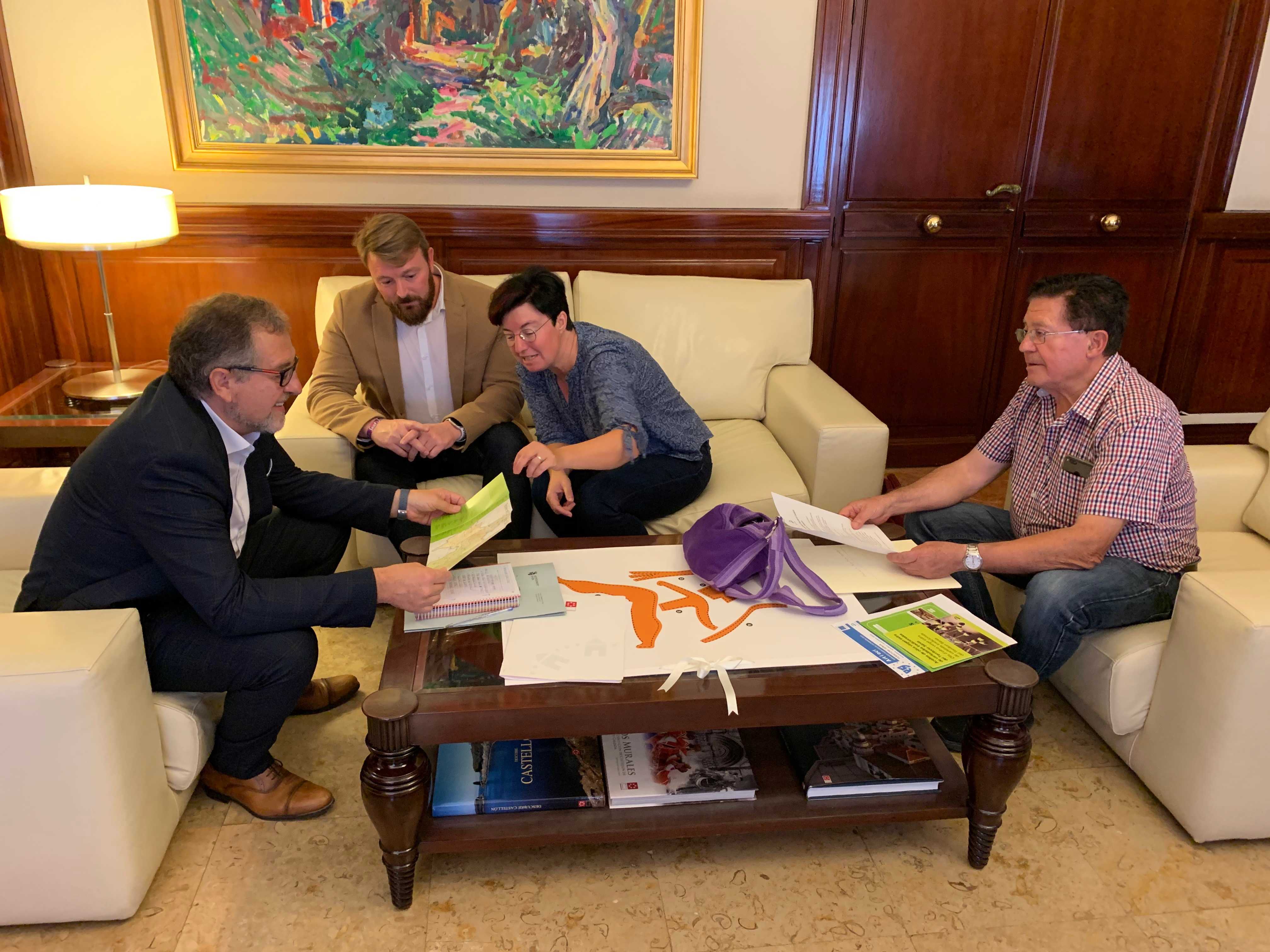 José Martí felicita  a la Taula del Sénia por el premio de la FAO por su defensa de los olivos milenarios  