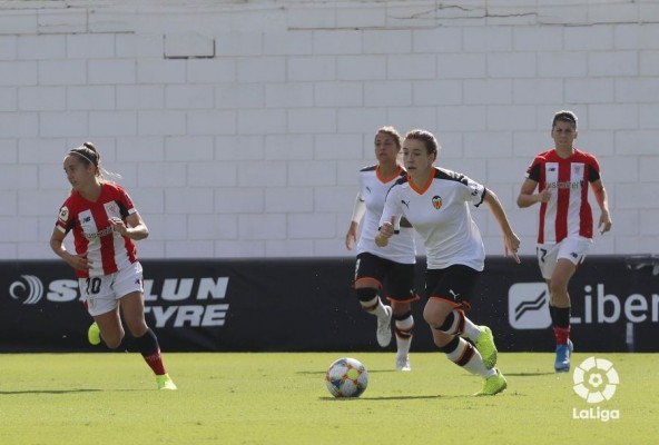 Carol Férez y Coleman dan forma a la victoria del Valencia