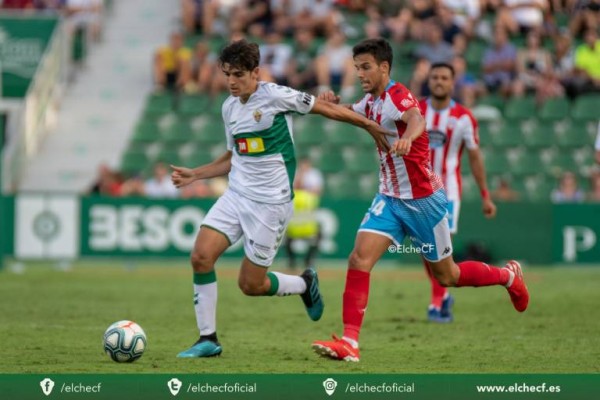 Duelo entre dos rivales por la zona de promoción
