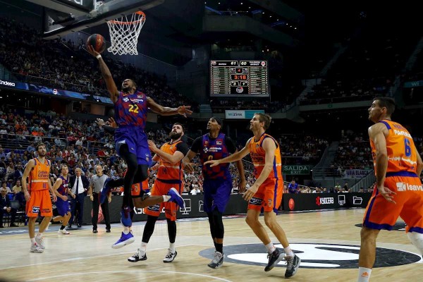 Valencia Basket cae ante un Barça que exprimió su calidad