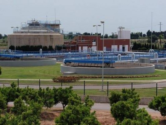 Vila-real destaca la importancia de la conexión a la depuradora de Almassora para depurar sus aguas