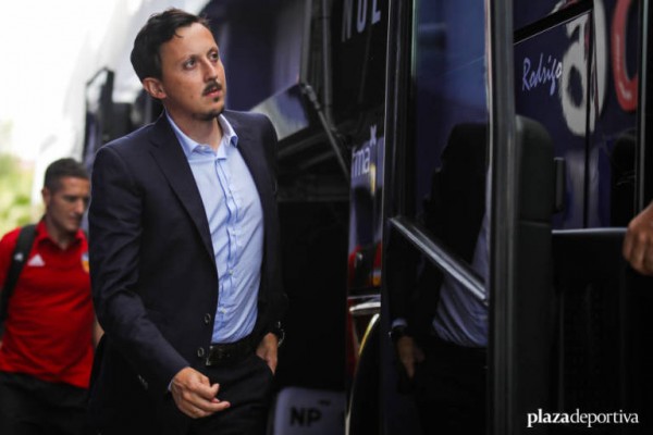 Longoria ya negocia su salida del Valencia CF