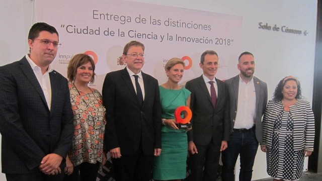 Pedro Duque corona a Castelló y Onda como Ciudades de la Ciencia y la Innovación 2018