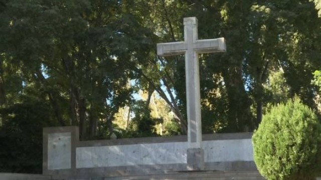 El recurso de Castelló sobre la Cruz de los Caídos en el TSJCV no se resolverá antes de Semana Santa