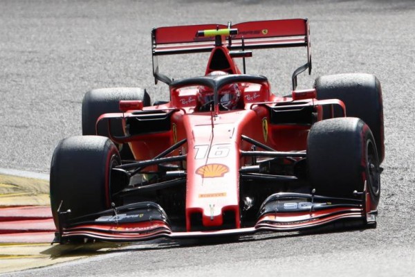 La pugna en Ferrari anima el último tercio de temporada
