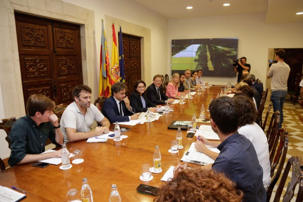 El Consell calcula que los daños del temporal en la Vega Baja superarán los 1.500 millones de euros