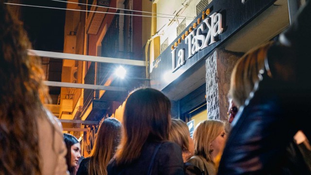 El Ayuntamiento avisa a las Tascas: no habrá futuro si sigue la saturación acústica en la calle  