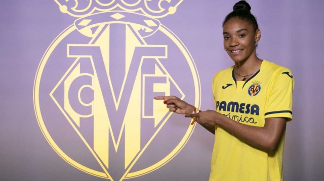 El Villarreal confirma el fichaje de Salma Paralluelo, que también competirá en el Playas de Castellón