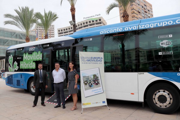 Benidorm reclama a la Generalitat un cambio en el transporte público para adaptarlo a los vecinos