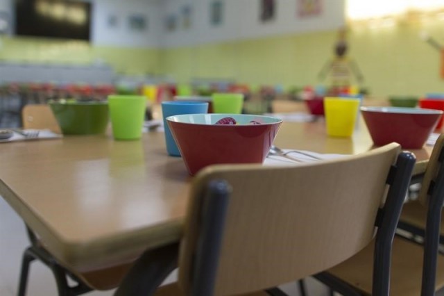 Un total de 139.000 alumnos se beneficiarán este curso de la beca de comedor