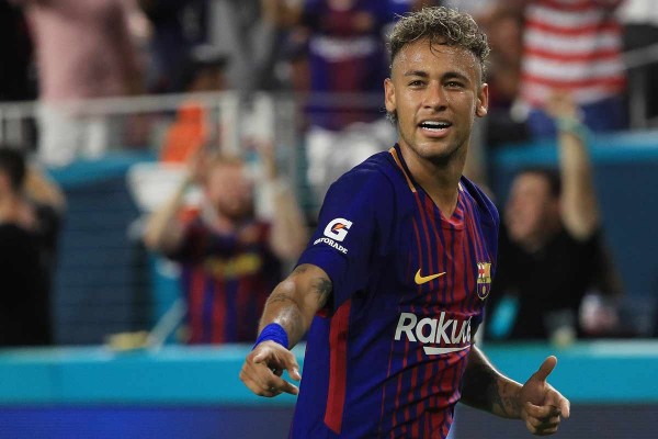 
Neymar abre al fútbol francés la puerta de otra galaxia