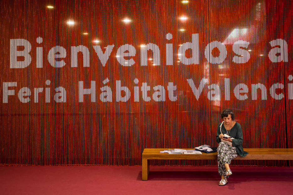 Economía incrementa un 26% el número de invitados a Hábitat Valencia, con 67 compradores