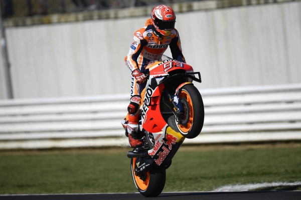 Márquez vence en San Marino y se mantiene líder indiscutible 