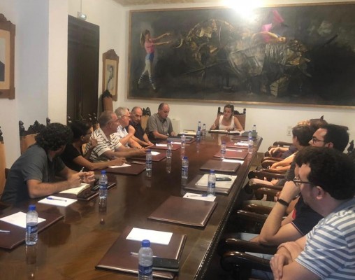 La Diputación estudiará colaborar con grupos de la Memoria Histórica para apoyar las exhumaciones