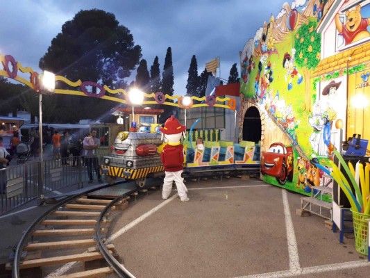 Las atracciones de Almenara apagarán la música y la luz una hora como medida inclusiva para autistas