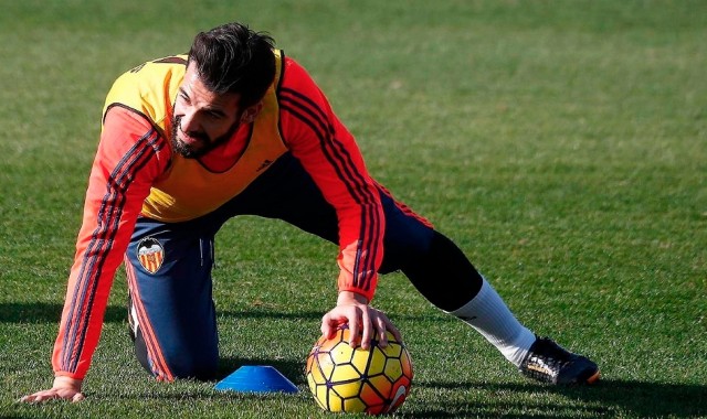 Negredo no reserva esfuerzos en su puesta a punto