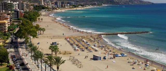 La dualidad costa-interior de la provincia: sí en edad, pero no en ingresos por habitante