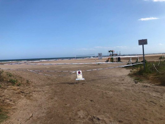 Los técnicos concluyen que la conexión irregular a la red de saneamiento provocó los vertidos que obligaron a cerrar playas