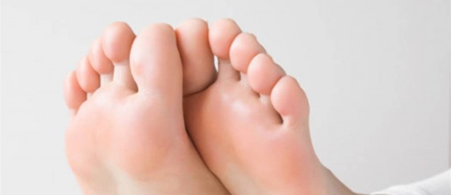 Los podólogos advierten que el mal olor es una de las principales afecciones de los pies en otoño