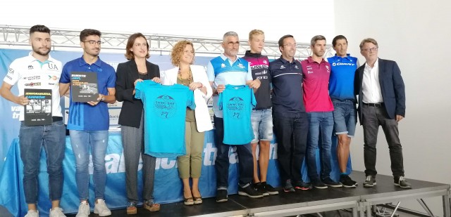 Valencia acoge los Europeos de triatlón sub-23 y de paratriatlón mirando de reojo el cielo
