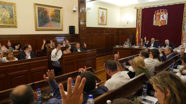 Diputación aprueba una modificación de crédito para reducir un 30% el recibo de luz en 16 pueblos