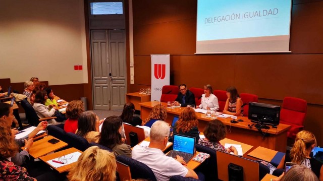 La rectora de la UJI preside la primera reunión de la Delegación para Políticas de Igualdad de Crue
