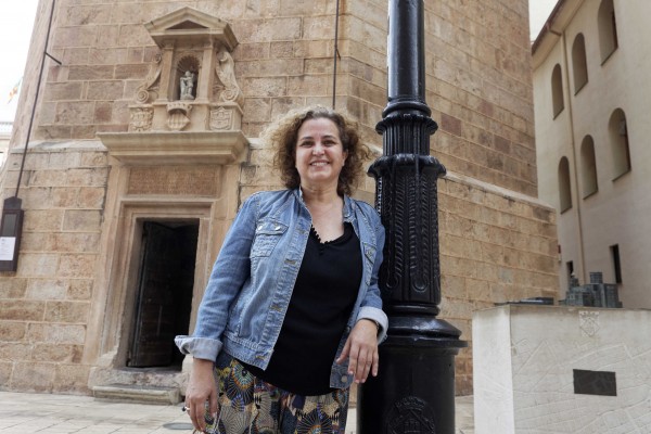 Ana Meseguer: 