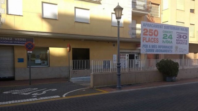 Nules mantendrá abierto el parking de la avenida Castellón aunque fracase de nuevo su privatización