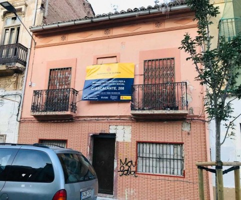 València inicia dos obras nuevas de viviendas en la 'zona cero' del Cabanyal
