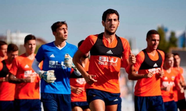 Marcelino se lleva a Bremen a toda la plantilla menos a Garay, Robert Ibáñez, Sito y Vinicius Araujo