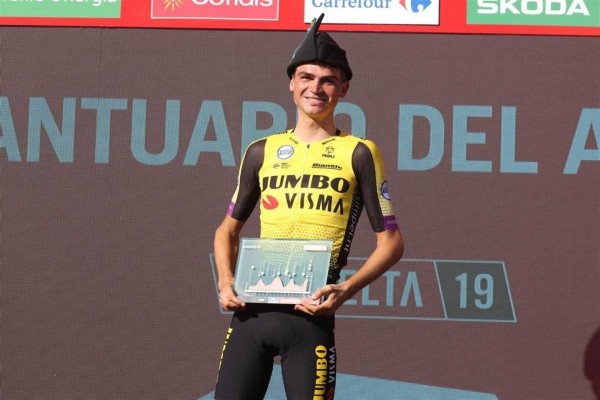 Kuss disfruta en el estreno del Acebo y Roglic golpea de nuevo
