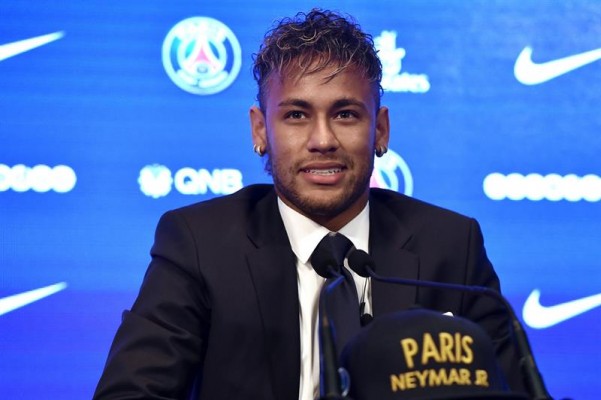 Neymar dice que fichó por el PSG porque buscaba 