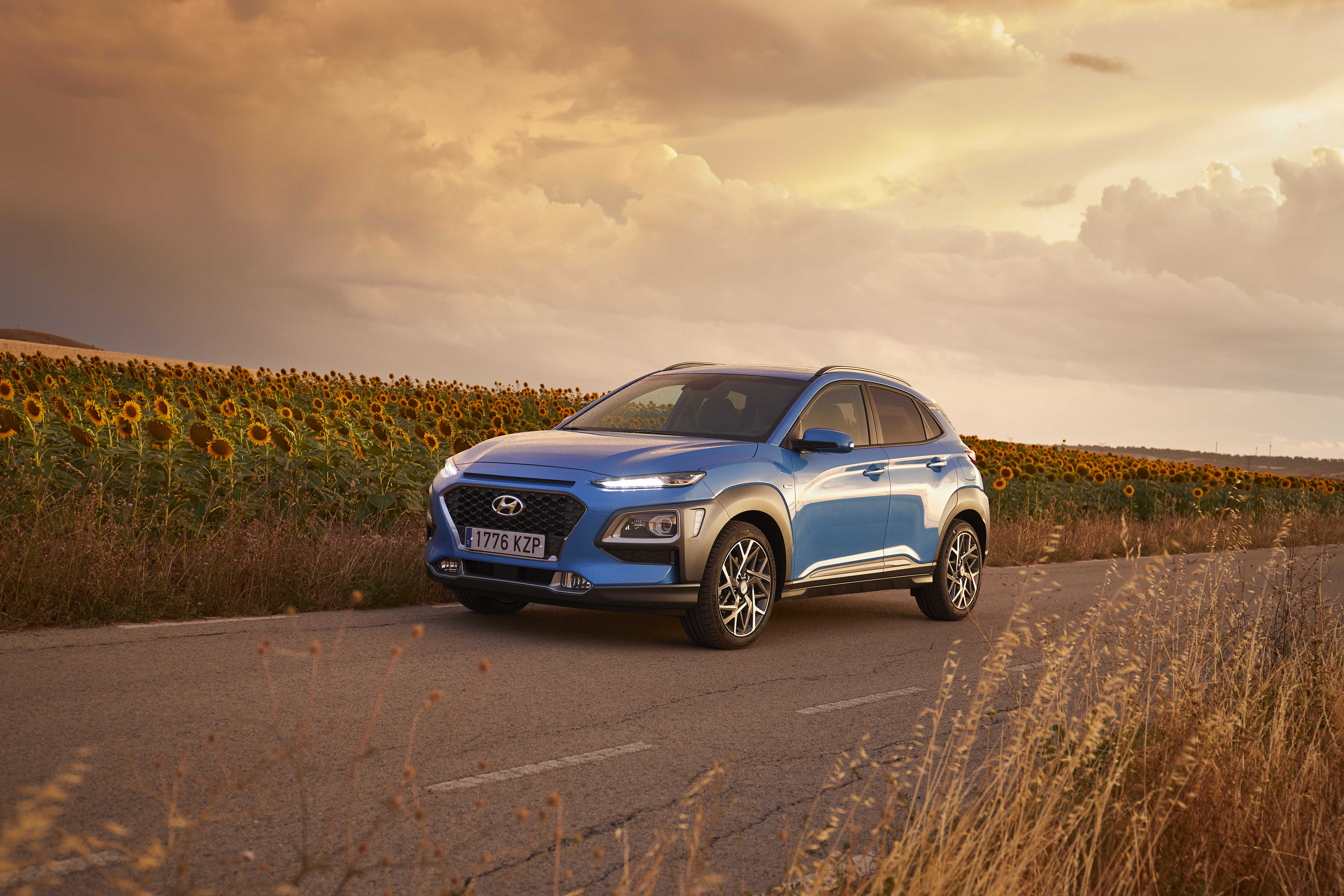 Hyundai KONA Híbrido: Un SUV imponente para el estilo urbano